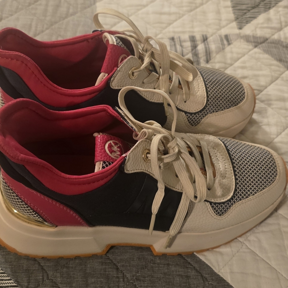 Michael Kors. Stylish Women's Sneakers - Pink, Black, and White